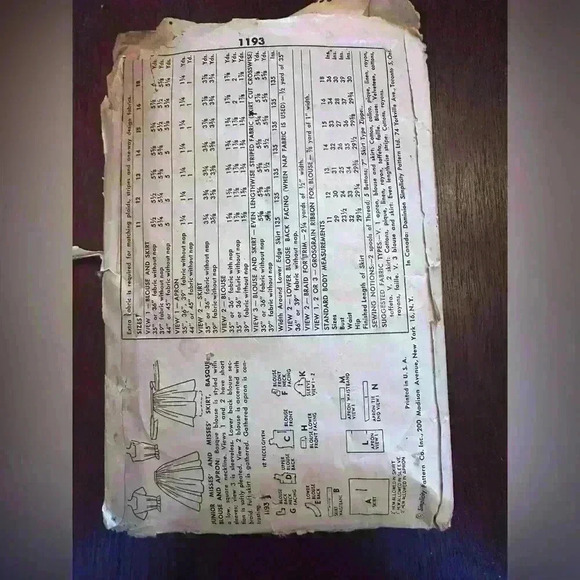 1950’s Sewing Pattern - Picture 2 of 2